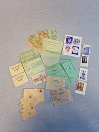 Lot originale mini brevkort, dansebilletter mm.