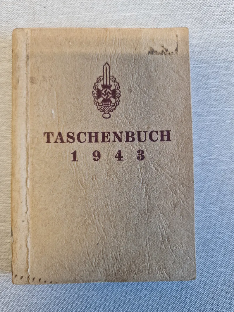 Original Tachenbuch fra 1943