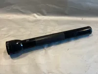 Original Maglite lygte - skal have nyt batteri og mulig ny pære