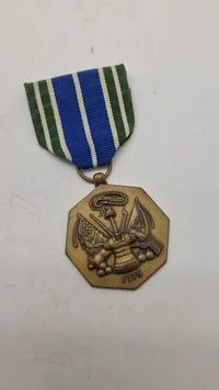 Amerikansk Army Achievement Medal med papir. Original