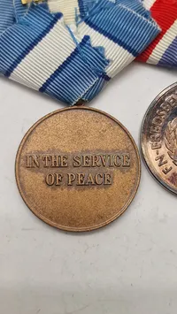 Dansk medalje spange med bla UN medalje. Original