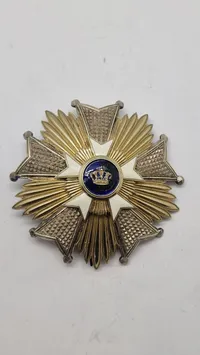 bryststjerne fra den belgiske Kroneorden (Ordre de la Couronne).  Original