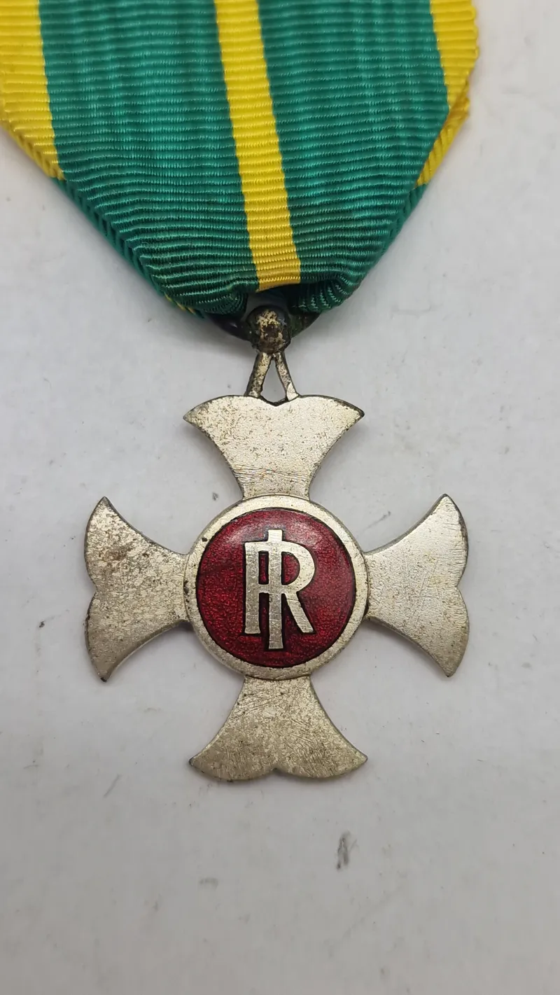 cross to merit of service in the Guardia di Finanza. Original