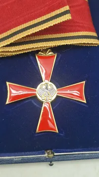 Verdienstorden der Bundesrepublik Deutschland (Forbundsrepublikken Tysklands Fortjenstorden). Original