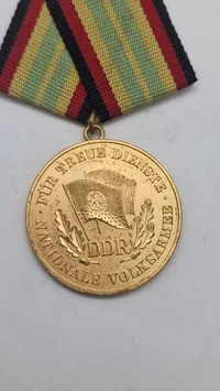 Tysk Medalje for Tjenesteloyalitet i den Nationale Folkearmé (NVA). Original
