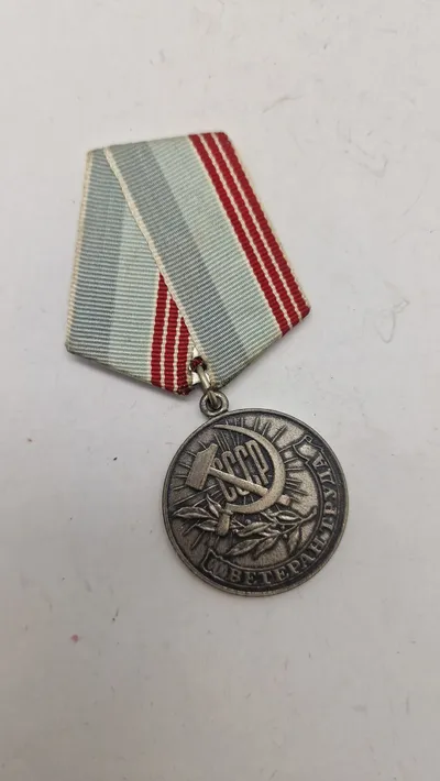 Russisk Veteran of Labour medalje. Original