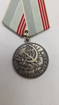 Russisk Veteran of Labour medalje. Original