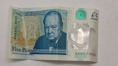 5 punds seddel med motiv af Winston Churchill