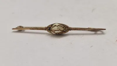 Forgyldt broche, start 1900 tallet