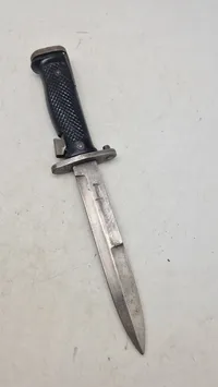 M/62 skyttegravskniv. Original