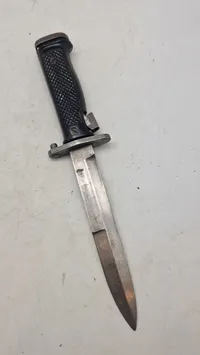 M/62 skyttegravskniv. Original
