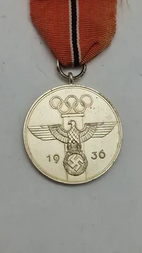 German 1936 Olympic medal/Olympia Erinnerungsmedaile. Original