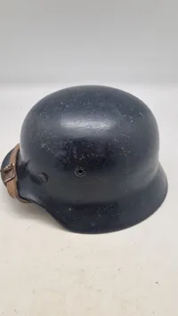 Tysk M/40 hjelm, genanvendt. Original