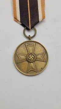 Kriegsverdienstmedaille. Original