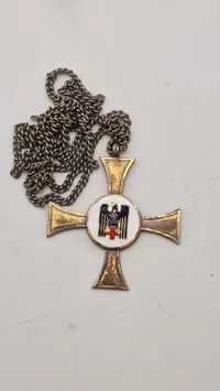 DRK sisters cross, ww2. Original???