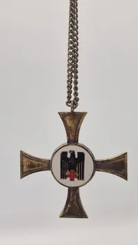 DRK sisters cross, ww2. Original???