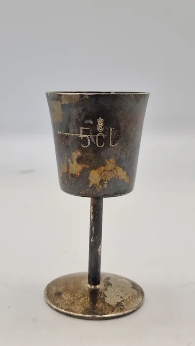 5 CL målekrus. Nysølv