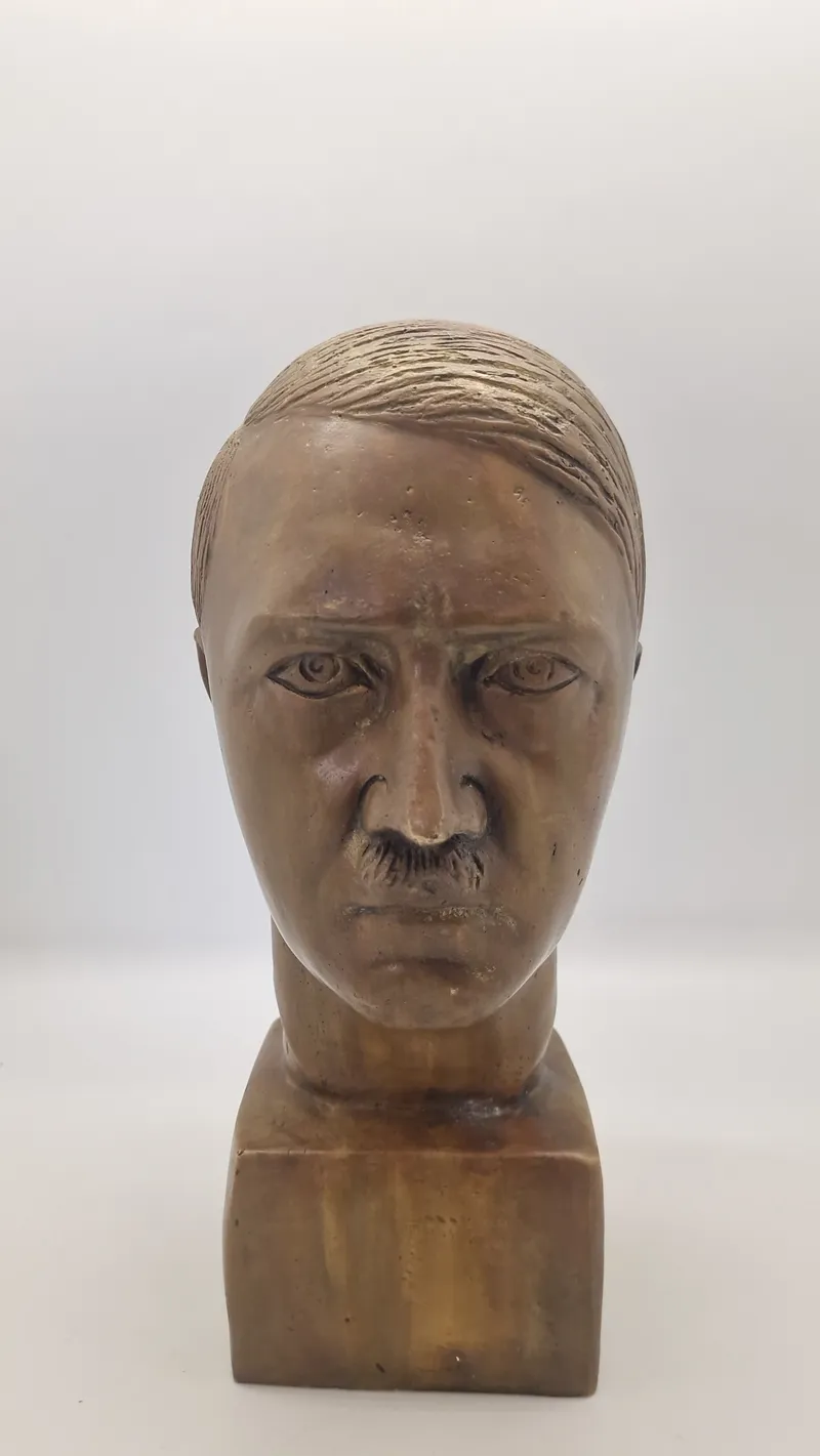 Adolf Hitler buste bronze 30 cm høj . Bedre efterkrigs