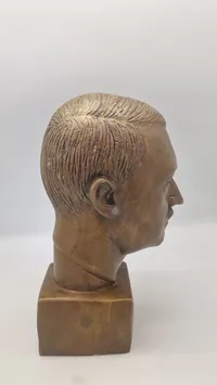 Adolf Hitler buste bronze 30 cm høj . Bedre efterkrigs