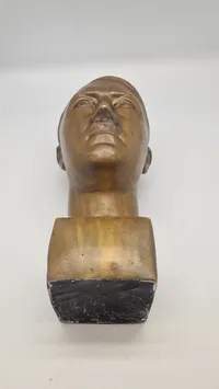 Adolf Hitler buste bronze 30 cm høj . Bedre efterkrigs
