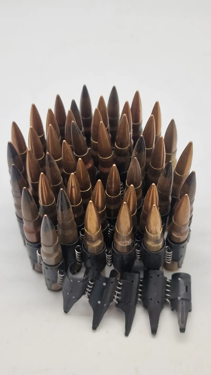 Patronbælte med 45 stk. Deaktiverede ( 8x 57 JS Mauser MG42 WW2)