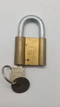 Lås fra forsvaret