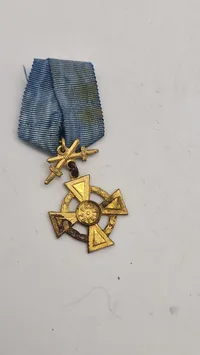 Østrisk Order Pro Patria Austria 1914-1918 Legion of Honour Cross".  Miniature. Original