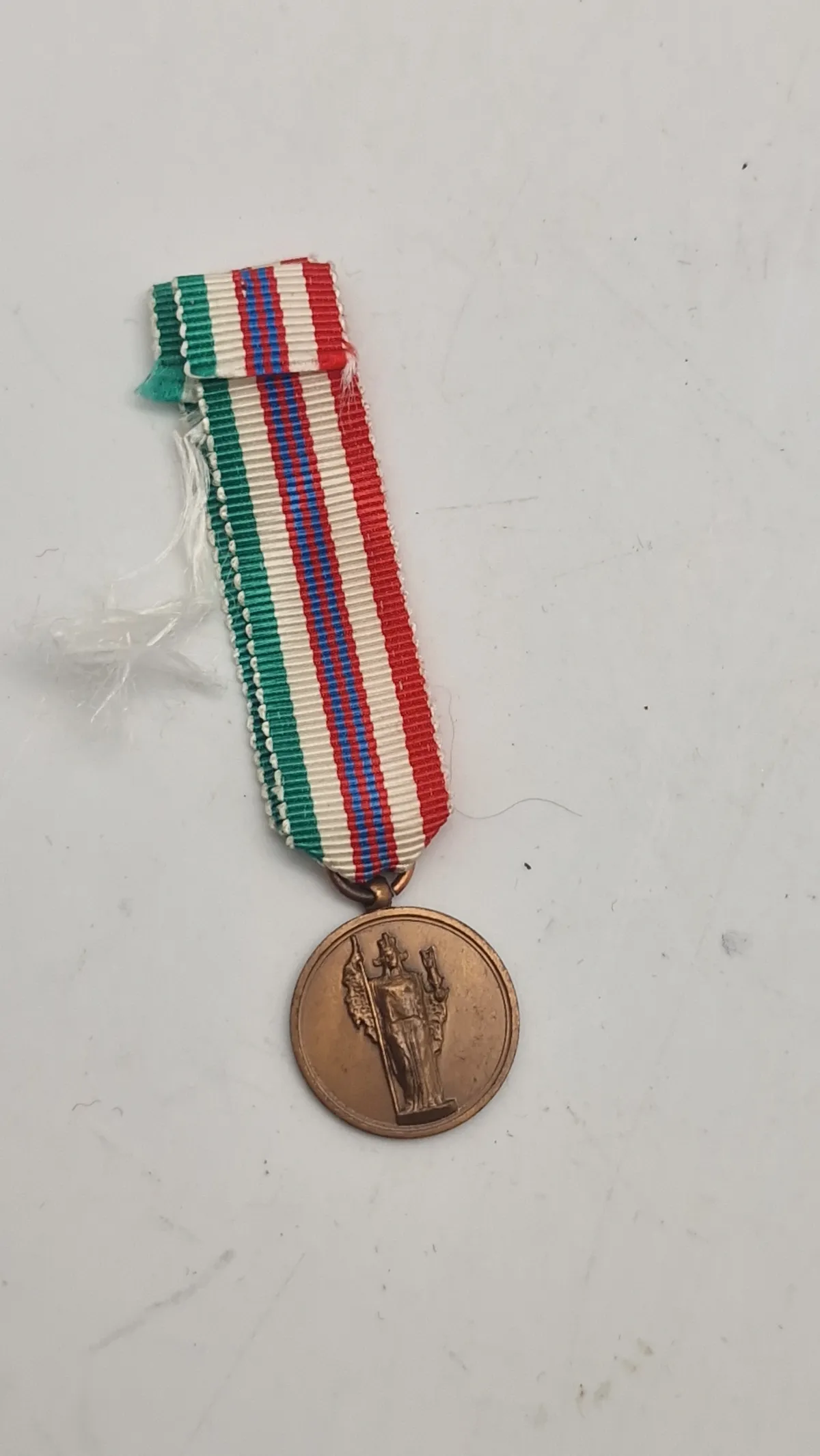Italiensk  mindemedalje for befrielseskrigen 1943-1945 (Medaglia commemorativa della guerra di liberazione). Miniature. Original
