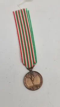 Italiensk erindringsmedalje fra 1. verdenskrig. Miniature. Original