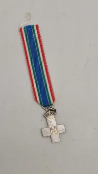 Italiensk Order of Vittorio Veneto-medalje fra 1. verdenskrig. Miniature. Original