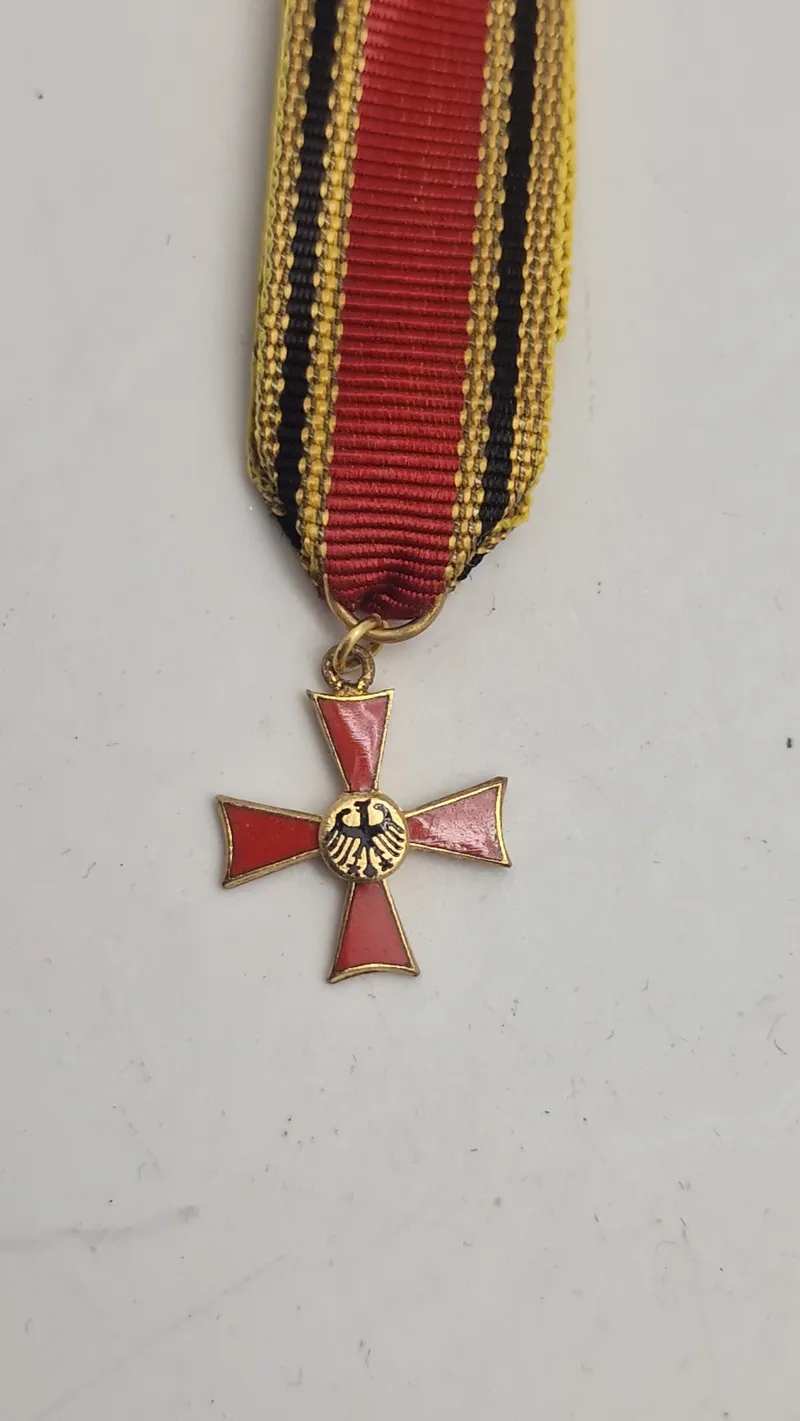 Tysk Bundesverdienstkreuz. Miniature. Original