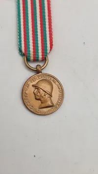 Italiensk Medaglia della Guerra 1915–1918. Miniature. Original