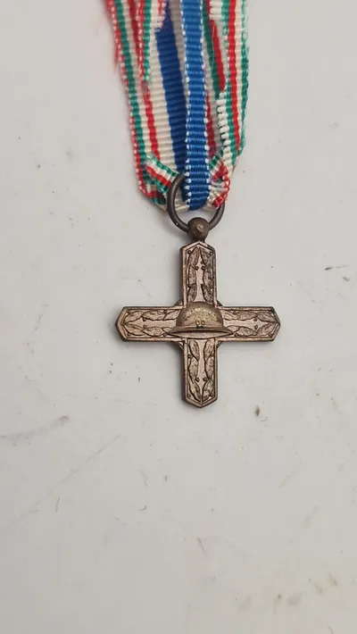 Italiensk Orden af Vittorio Veneto (Ordine di Vittorio Veneto) medalje fra Første Verdenskrig. Original