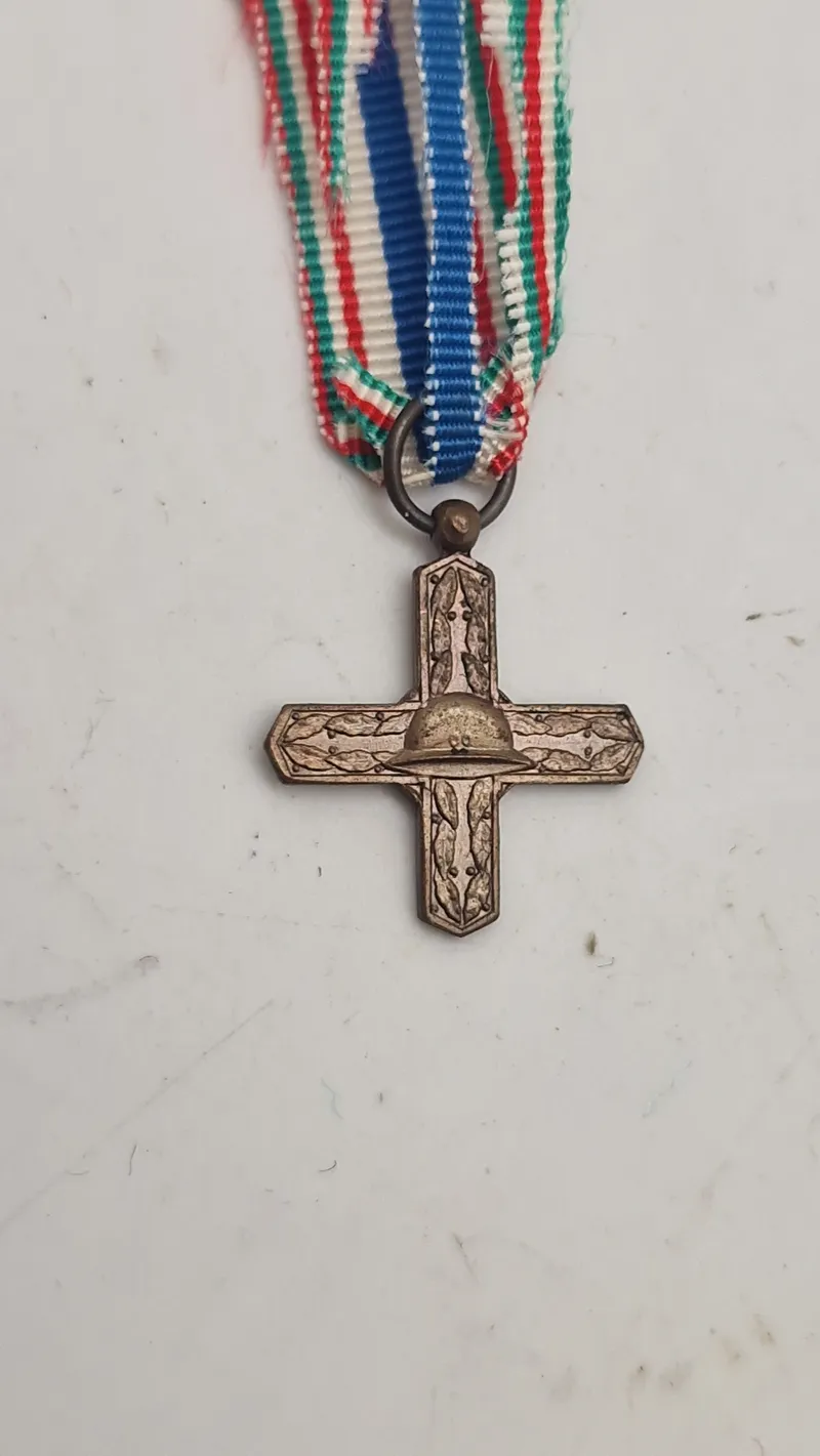 Italiensk Orden af Vittorio Veneto (Ordine di Vittorio Veneto) medalje fra Første Verdenskrig. Original