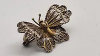 Filigran broche af 830 sølv