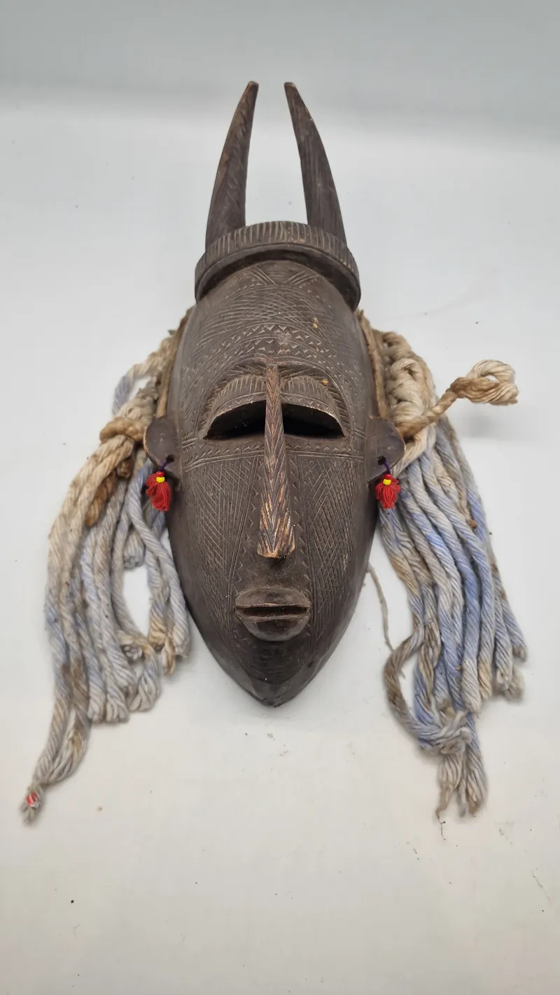Afrikansk stamme maske