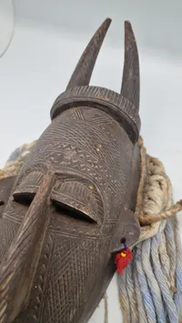 Afrikansk stamme maske