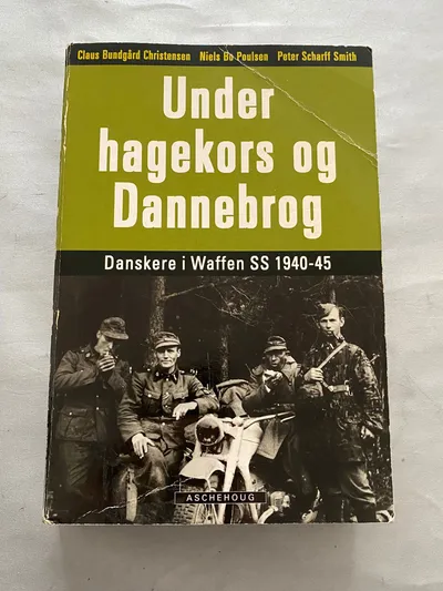 Under hagekors og dannebrog