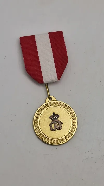 50 års medalje fra LAF. Original
