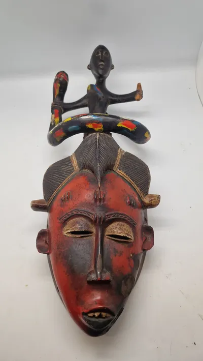 Afrikansk stamme maske