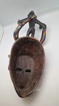 Afrikansk stamme maske