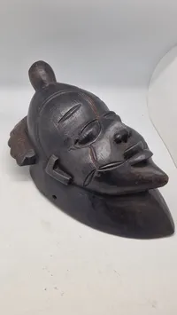 Afrikansk stamme maske