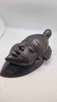 Afrikansk stamme maske