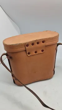 Kikkert med etui