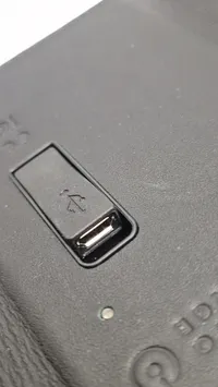Pengepung med indbygget Powerbank