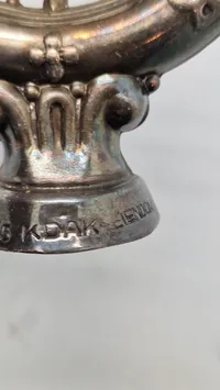 Køretøjs mærke fra Kongelig Dansk Automobil klub. Original