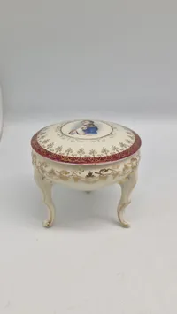 Porcelæns opsats med motiv af Napoleon