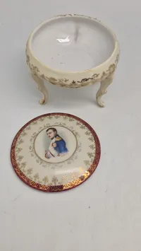 Porcelæns opsats med motiv af Napoleon