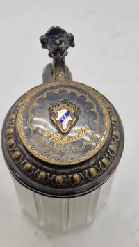 Veludført tysk sports ølkrus fra 1887
