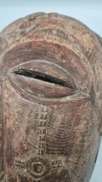Afrikansk stammemaske